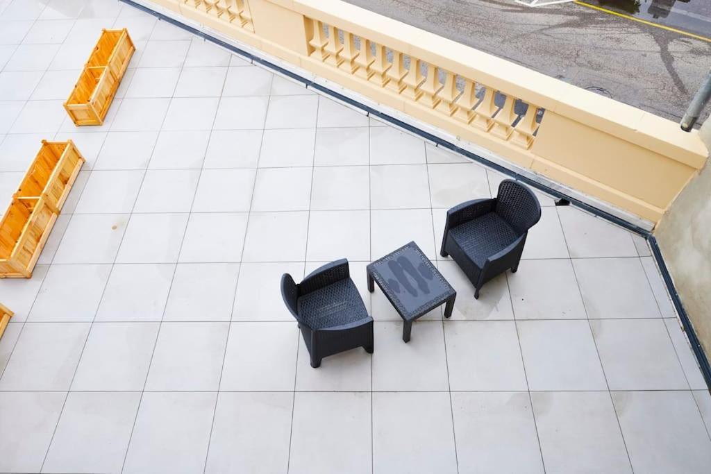 Rb-1d F2 Au 1er Etage A De 1 A 2 Pers *